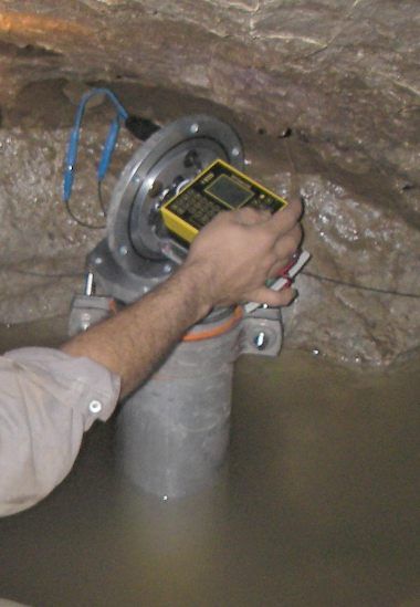 H&ouml;hlen-Messstation "Keller"